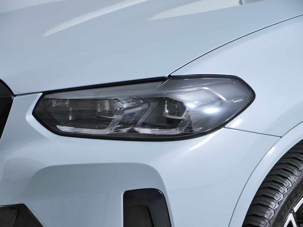 Thumbnail: 2023 BMW X3 - 17