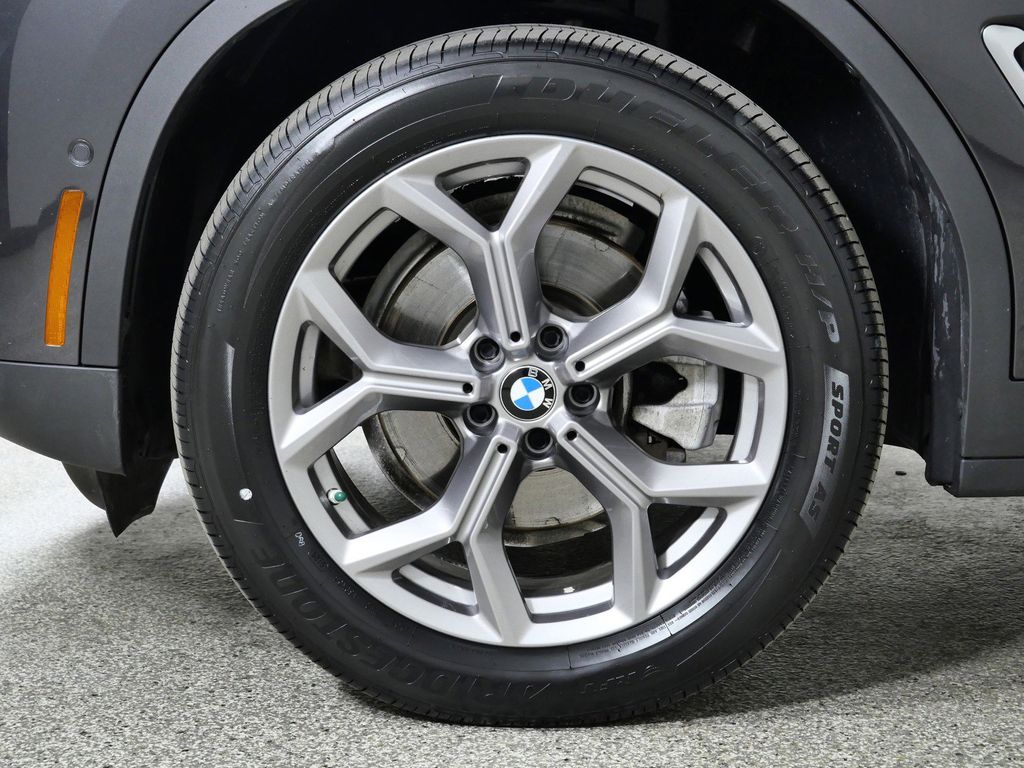 Thumbnail: 2023 BMW X3 - 25