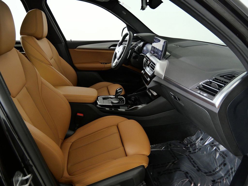 Thumbnail: 2023 BMW X3 - 9