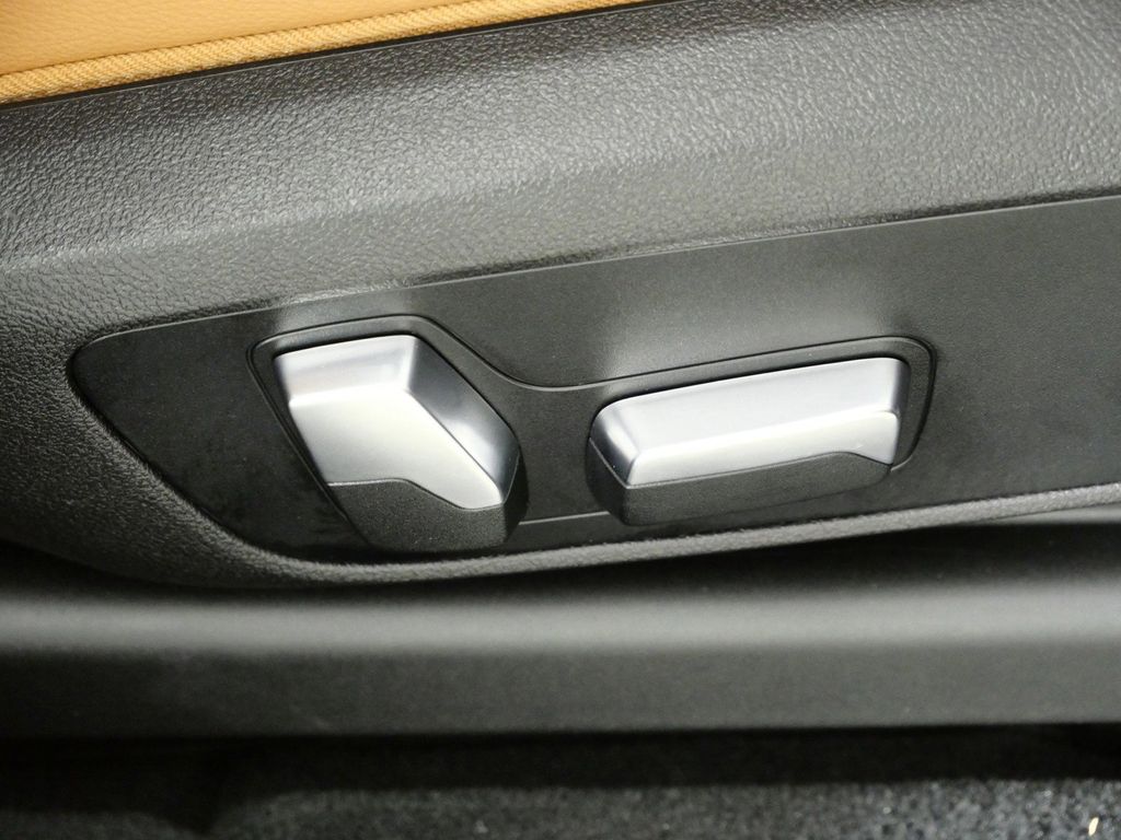 Thumbnail: 2023 BMW X3 - 28