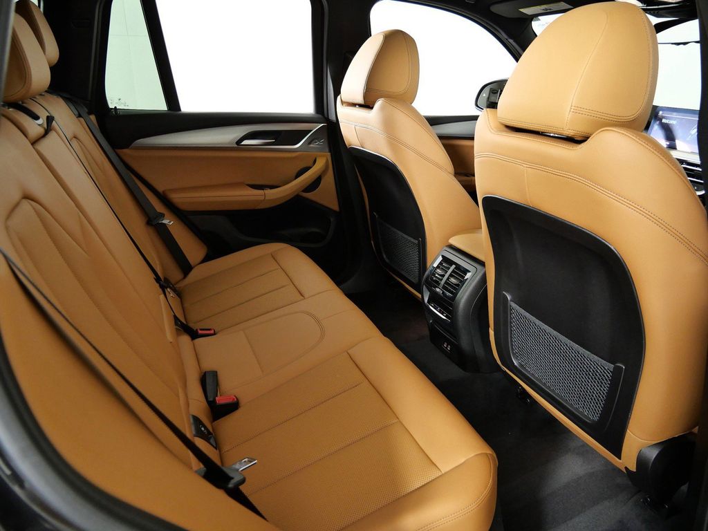 Thumbnail: 2023 BMW X3 - 11