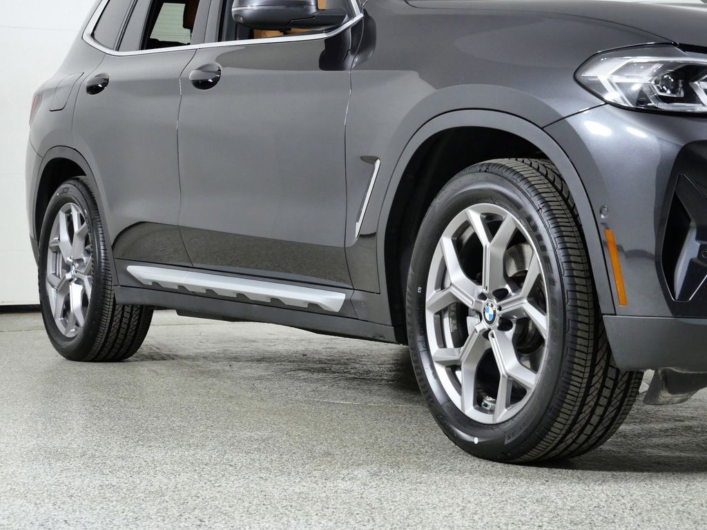 Thumbnail: 2023 BMW X3 - 8