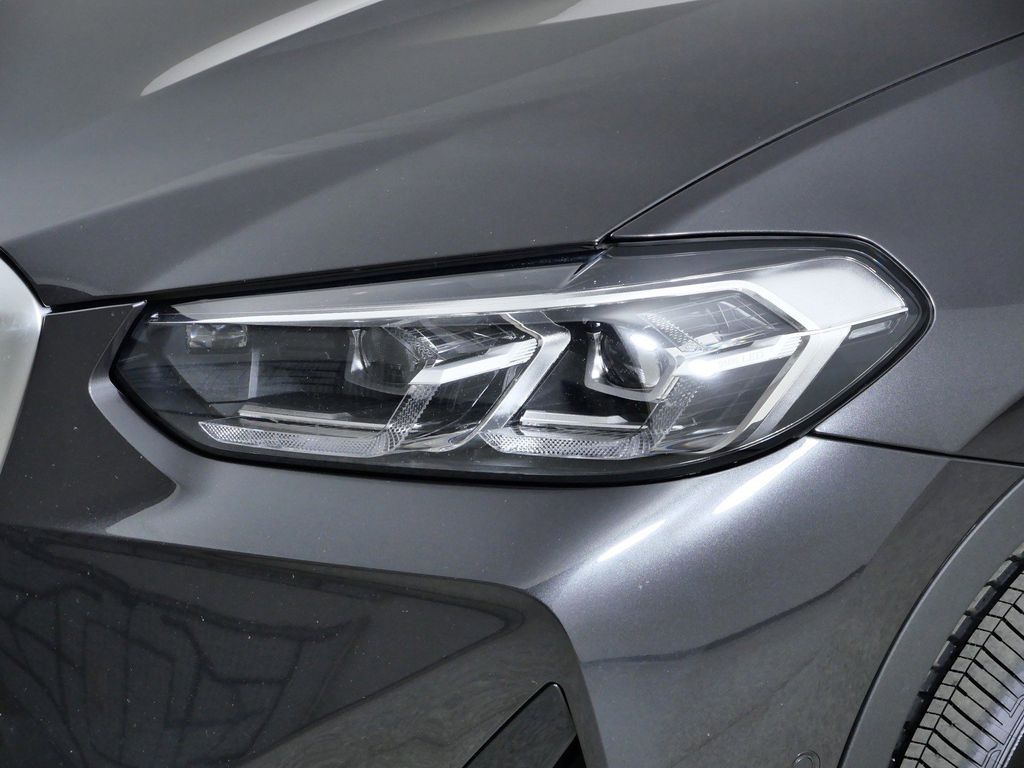 Thumbnail: 2023 BMW X3 - 16