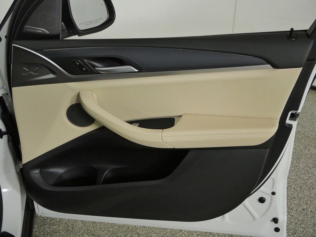 Thumbnail: 2023 BMW X3 - 28