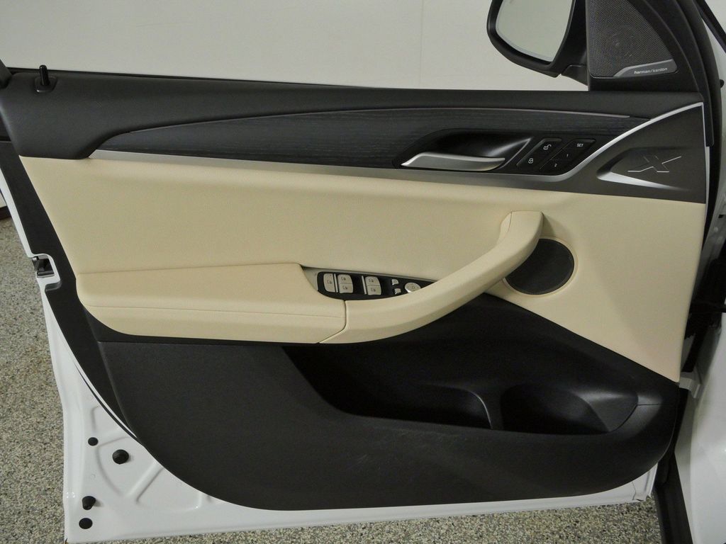 Thumbnail: 2023 BMW X3 - 37