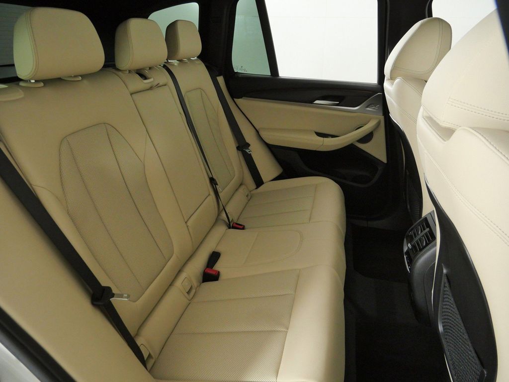 Thumbnail: 2023 BMW X3 - 32
