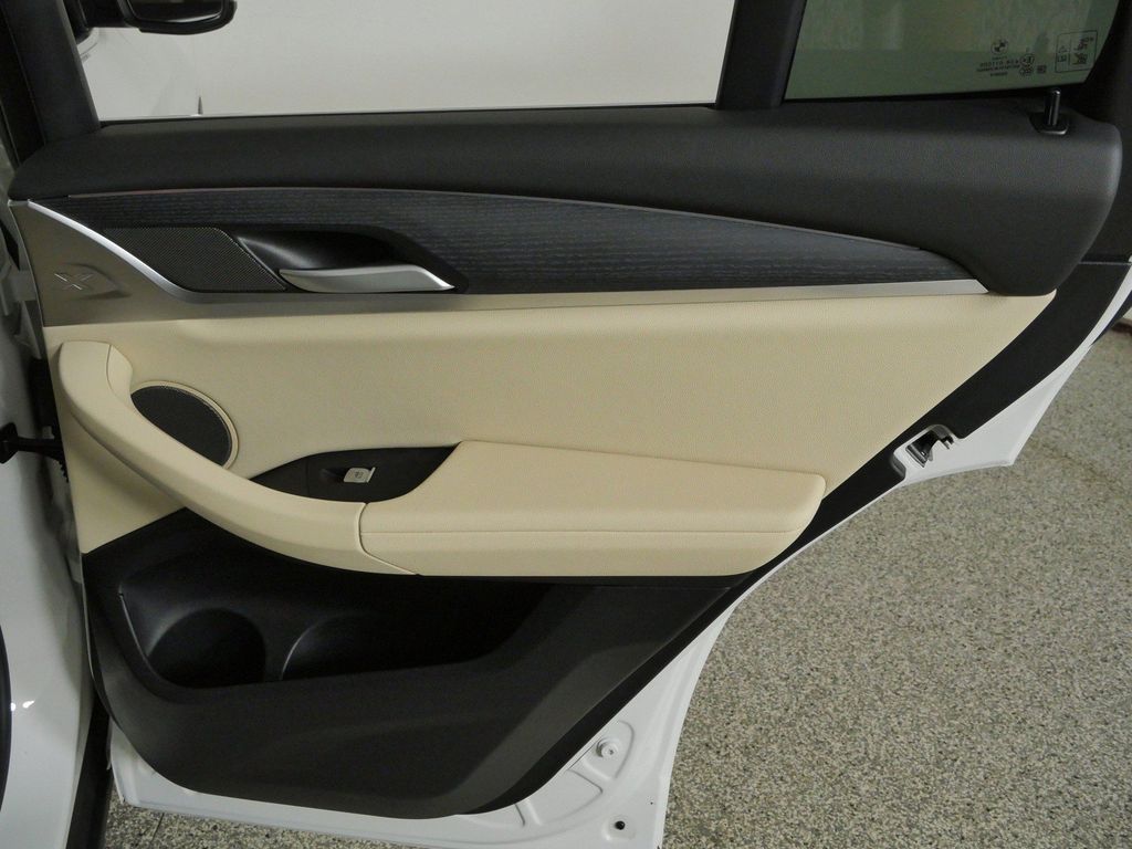 Thumbnail: 2023 BMW X3 - 31