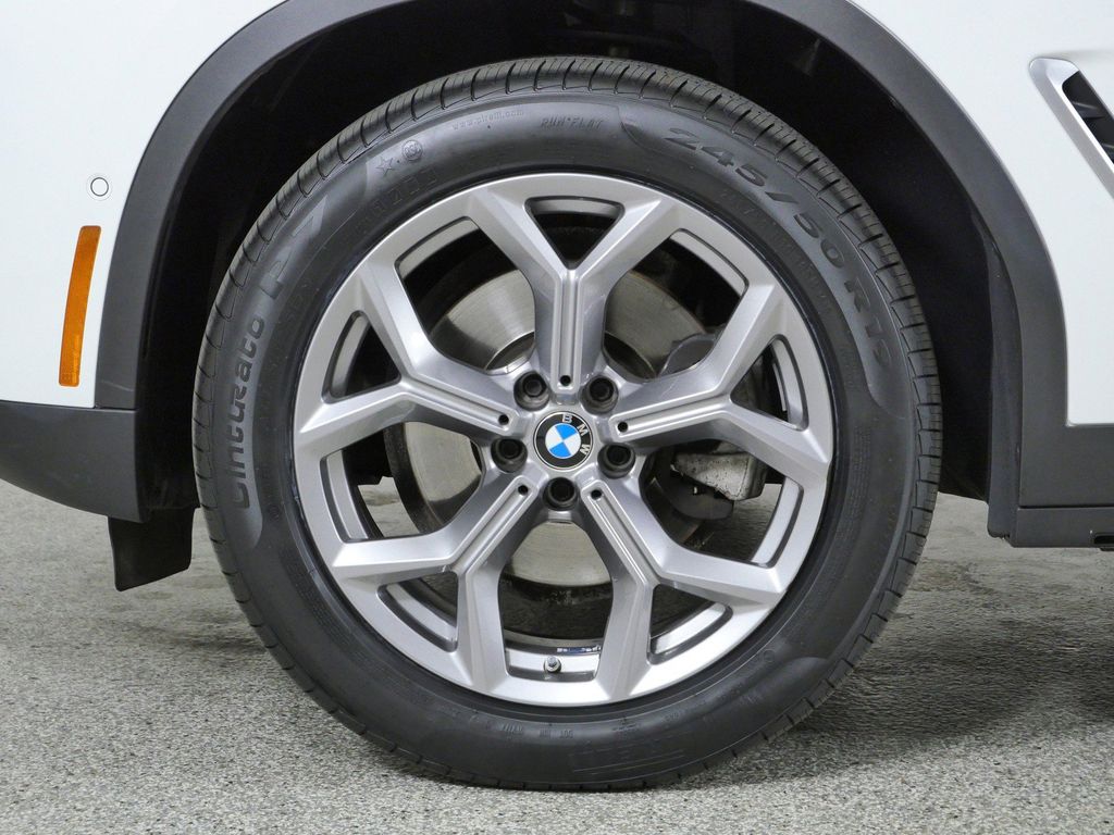 Thumbnail: 2023 BMW X3 - 26