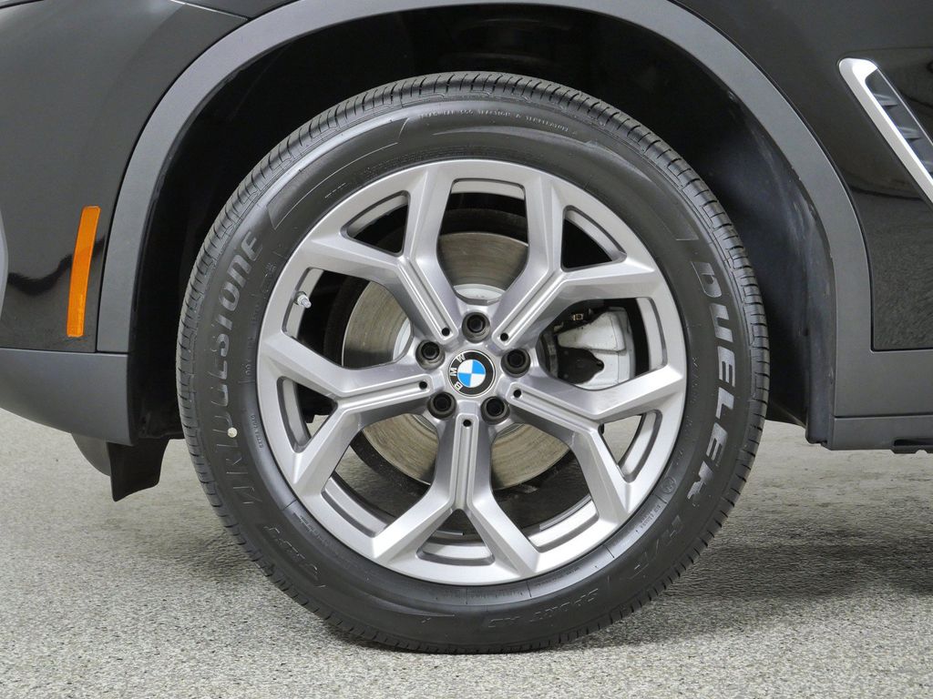 Thumbnail: 2024 BMW X3 - 26