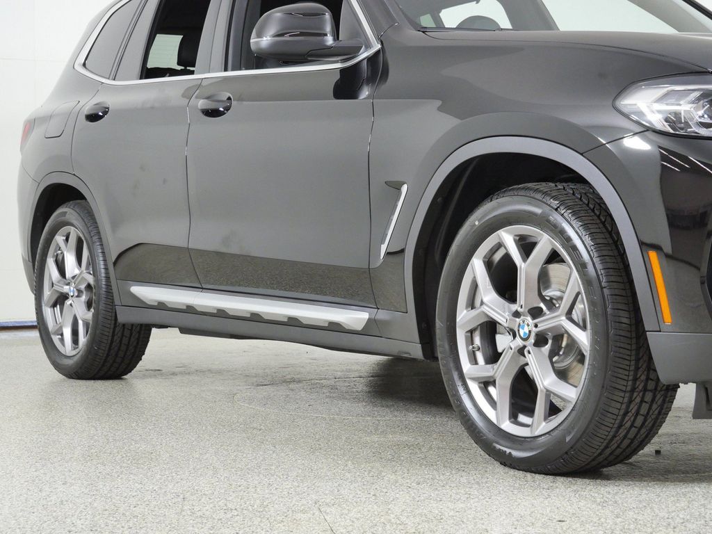 Thumbnail: 2024 BMW X3 - 8