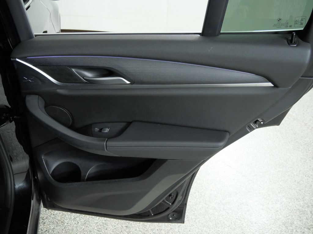 Thumbnail: 2024 BMW X3 - 31