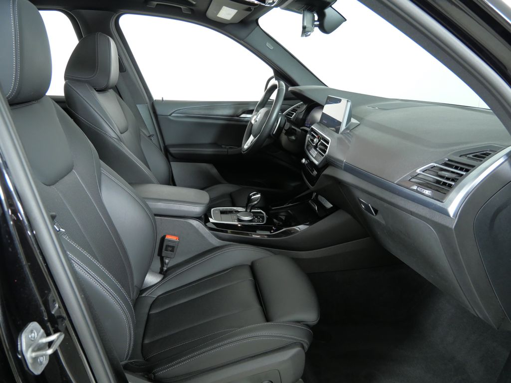 Thumbnail: 2024 BMW X3 - 9