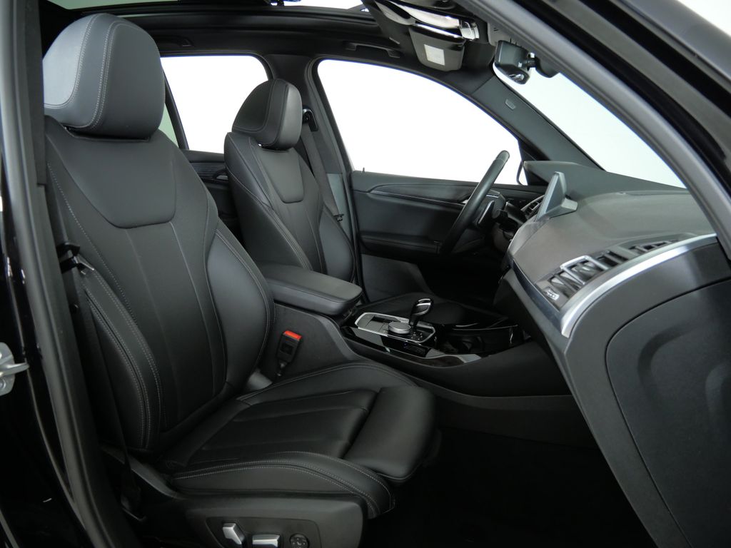 Thumbnail: 2024 BMW X3 - 10