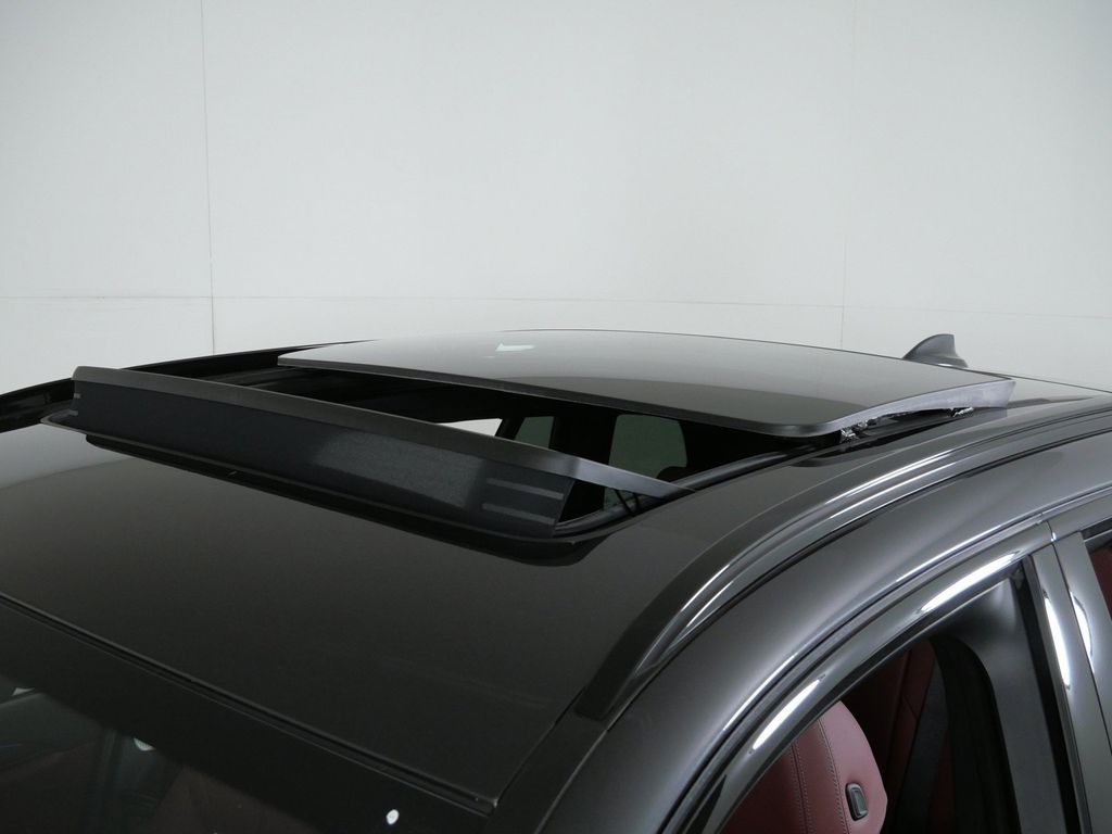 Thumbnail: 2023 BMW X3 - 28