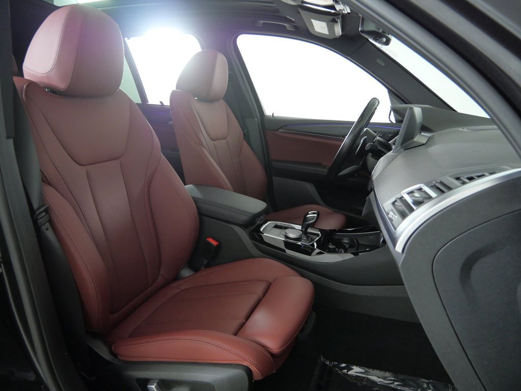 Thumbnail: 2023 BMW X3 - 10