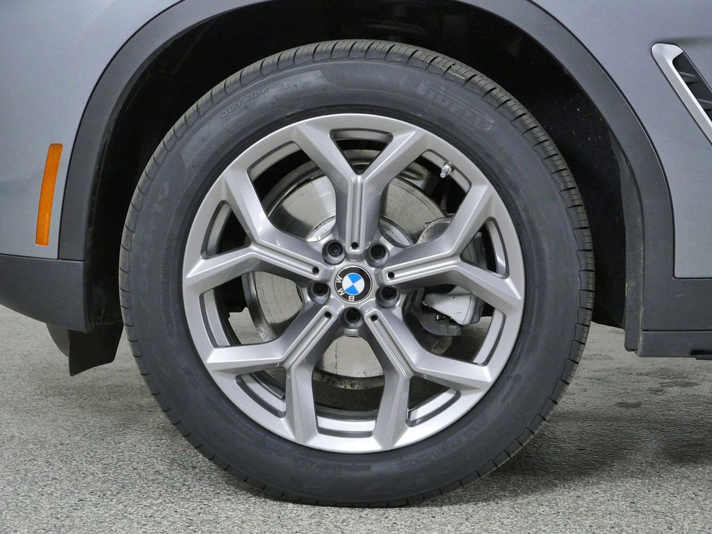 Thumbnail: 2023 BMW X3 - 25
