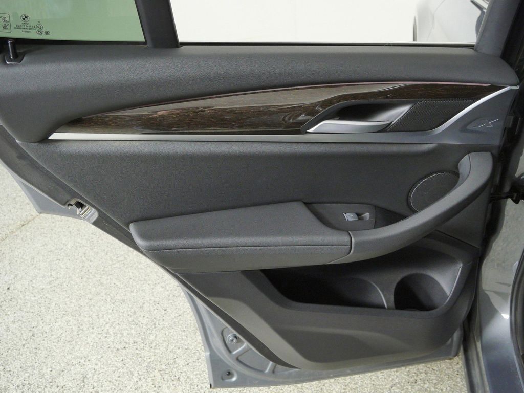 Thumbnail: 2023 BMW X3 - 33