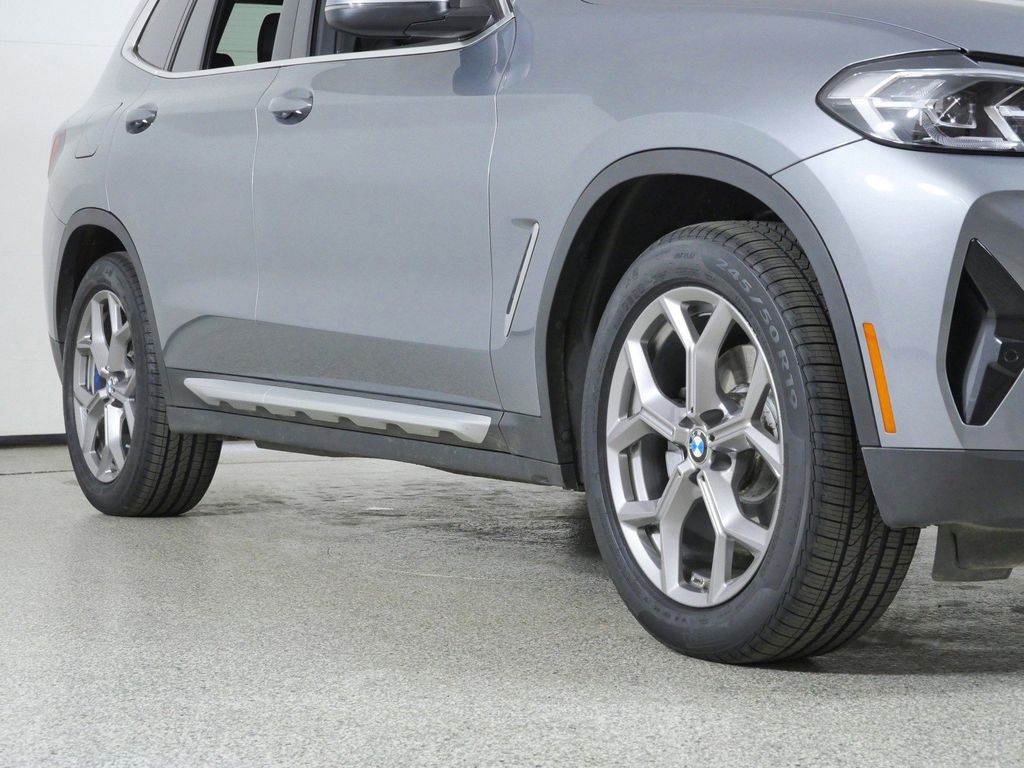 Thumbnail: 2023 BMW X3 - 8
