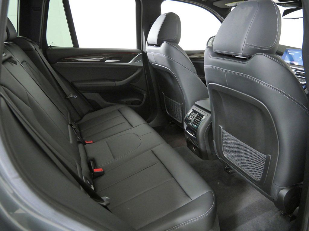 Thumbnail: 2023 BMW X3 - 11