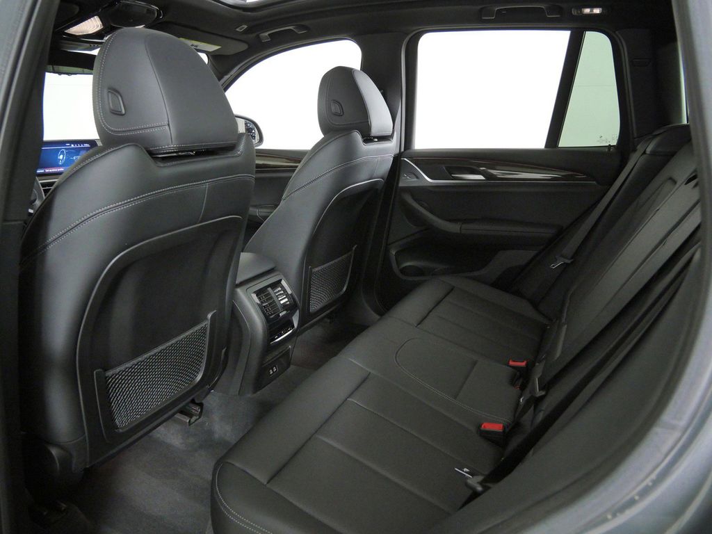 Thumbnail: 2023 BMW X3 - 34