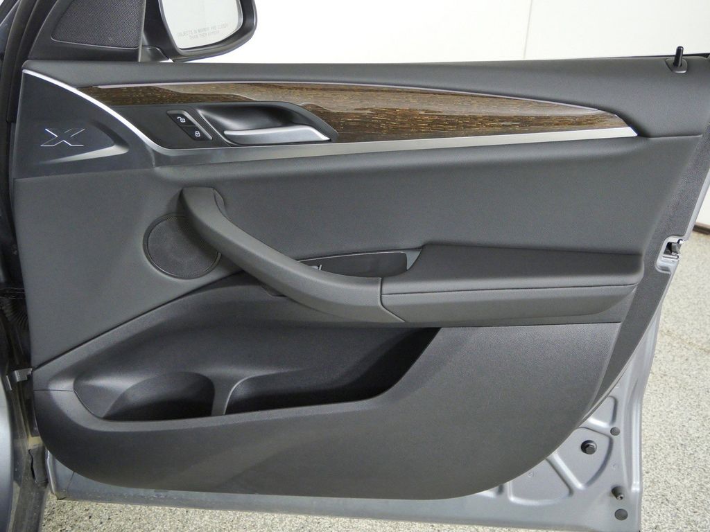 Thumbnail: 2023 BMW X3 - 27