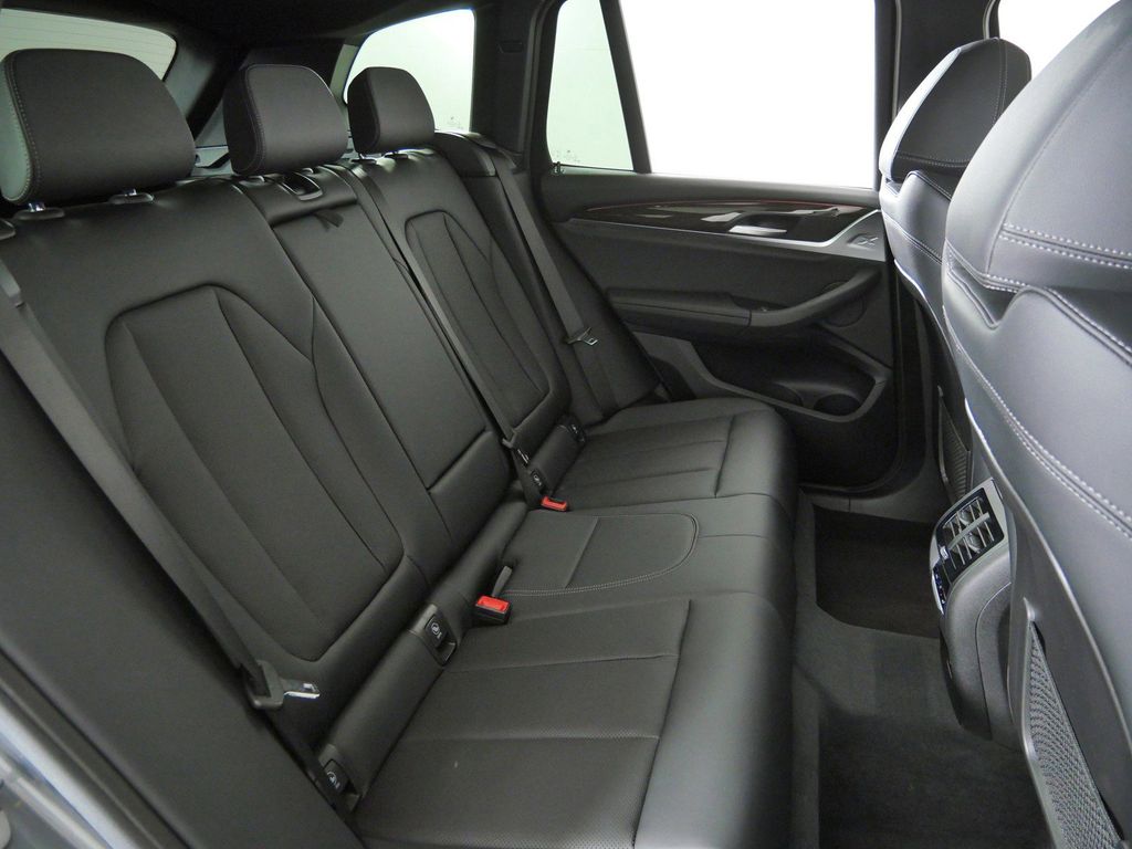 Thumbnail: 2023 BMW X3 - 31