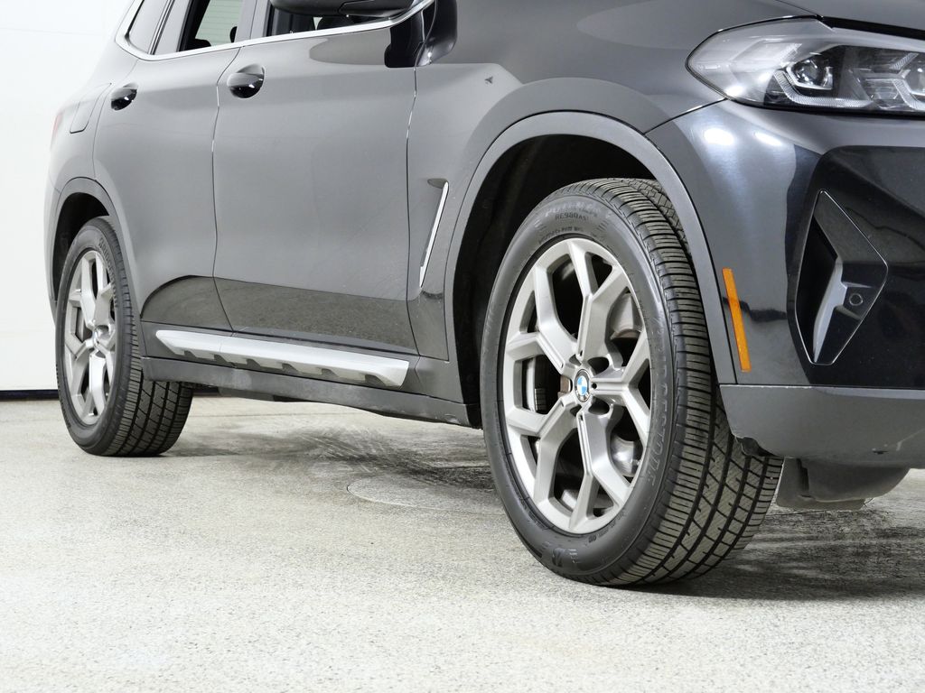 Thumbnail: 2022 BMW X3 - 8