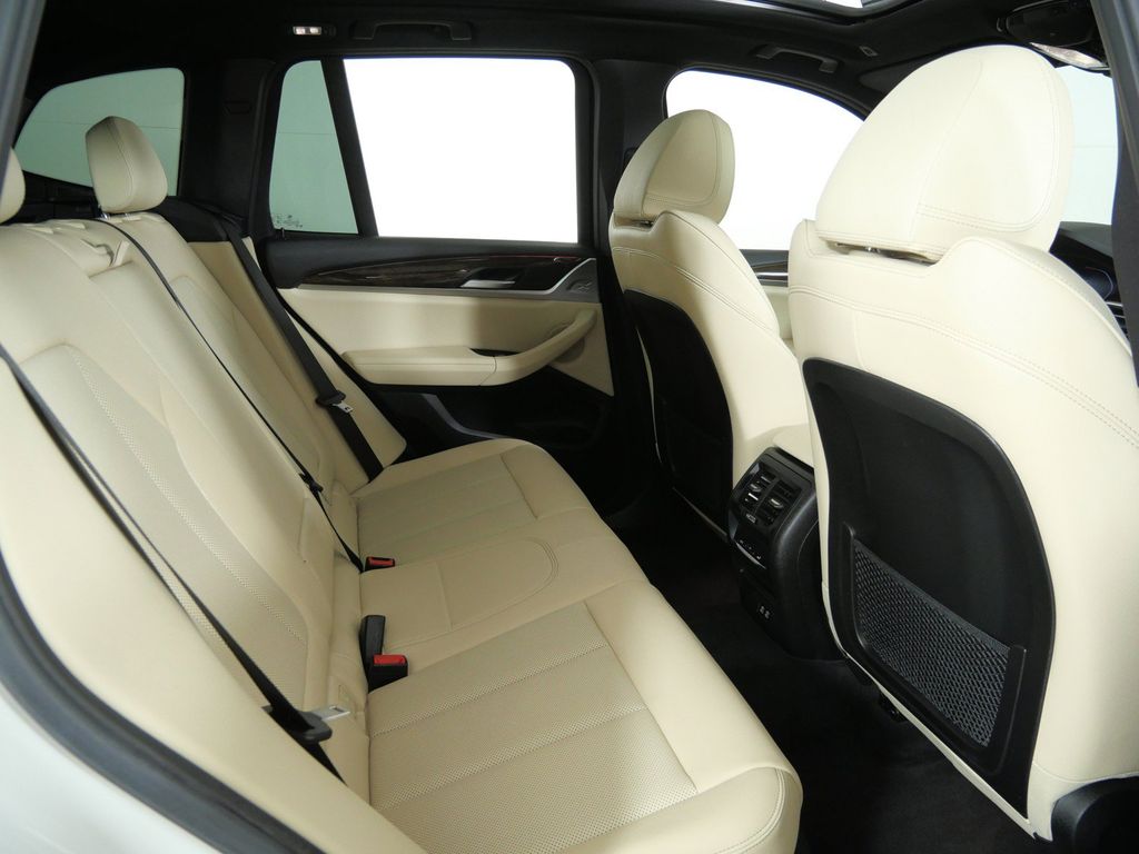 Thumbnail: 2023 BMW X3 - 11