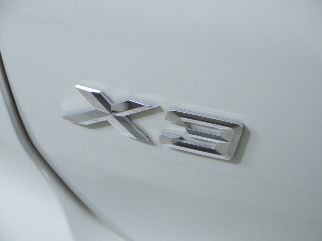 Thumbnail: 2023 BMW X3 - 25