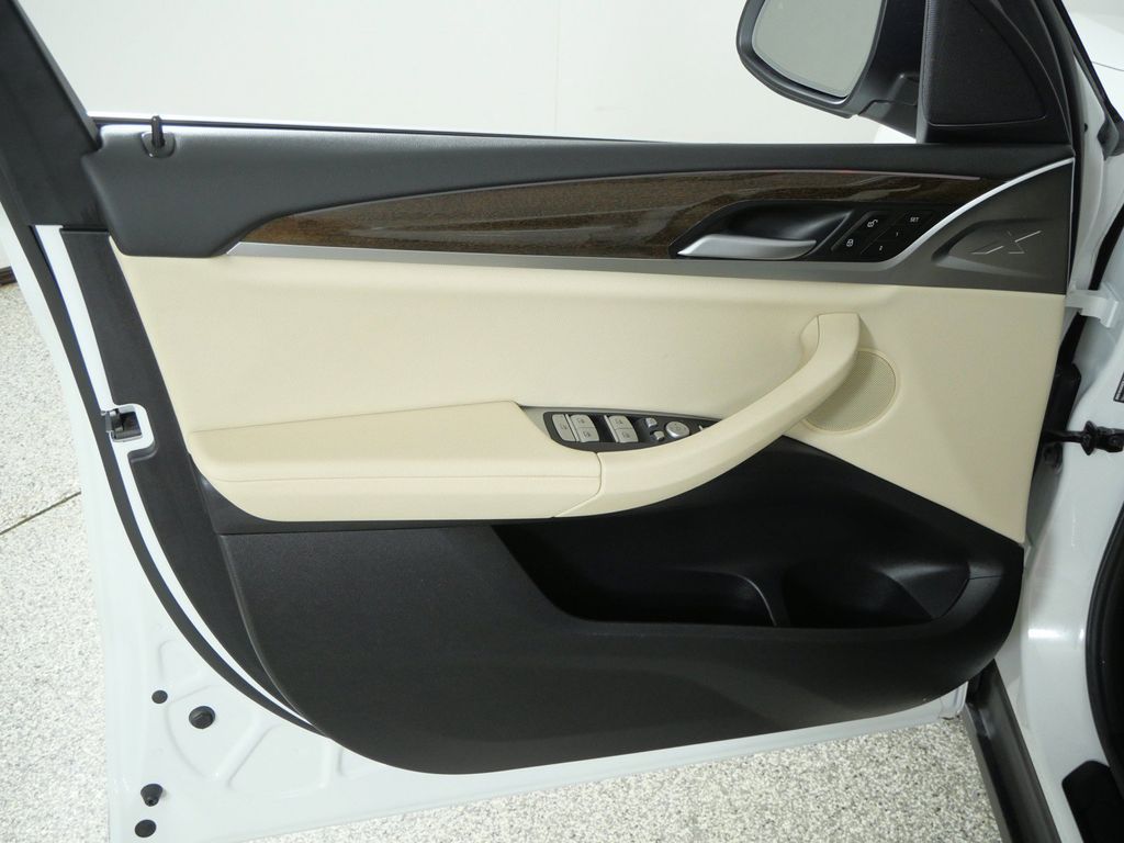 Thumbnail: 2023 BMW X3 - 37