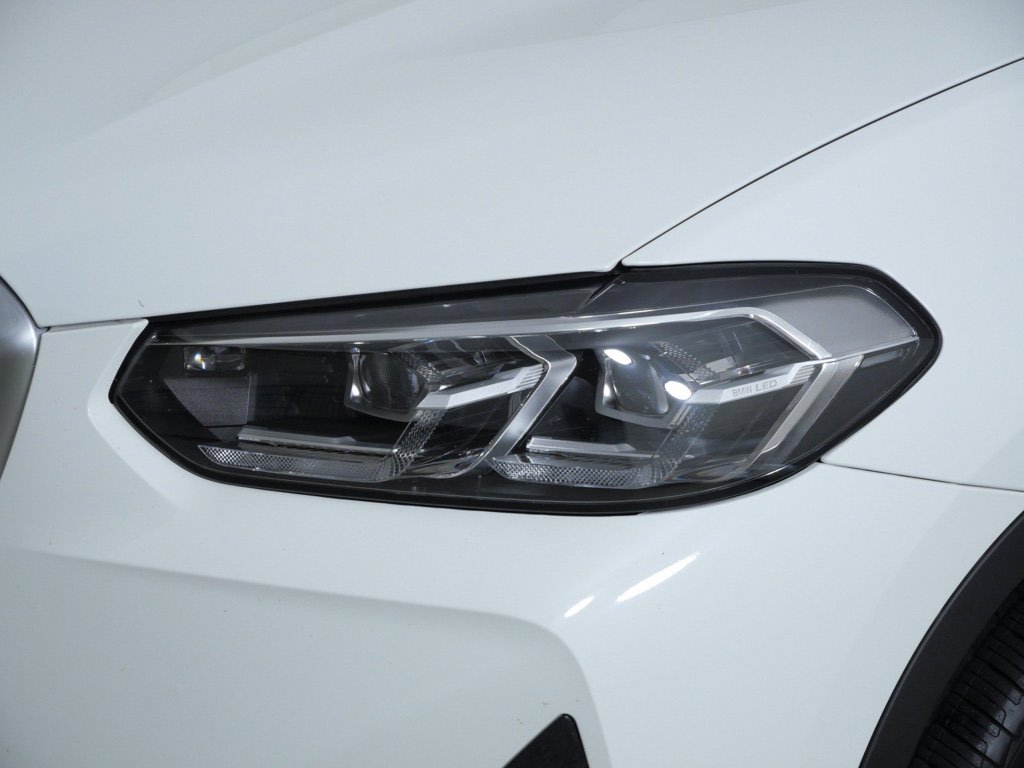Thumbnail: 2023 BMW X3 - 17