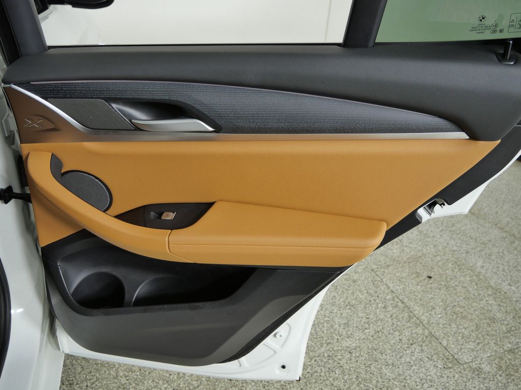 Thumbnail: 2024 BMW X3 - 31