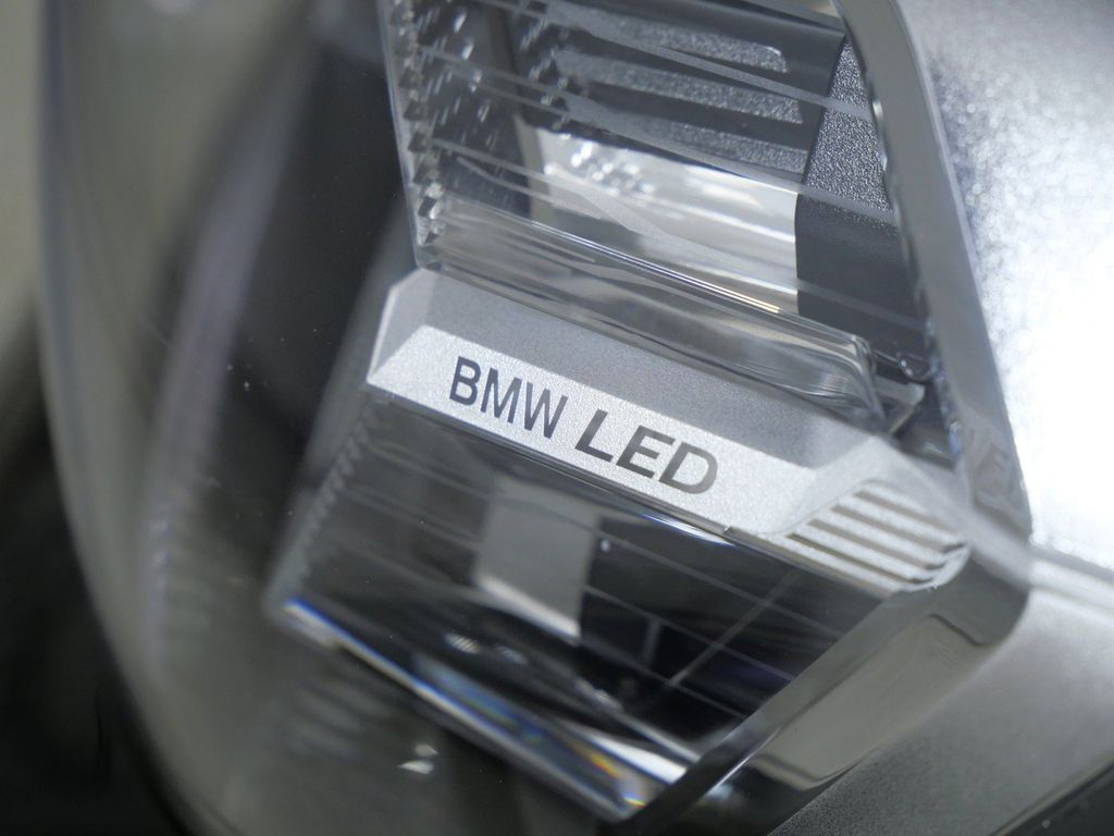 Thumbnail: 2023 BMW X3 - 6