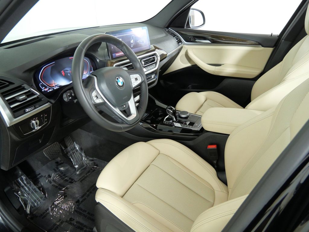 Thumbnail: 2023 BMW X3 - 37