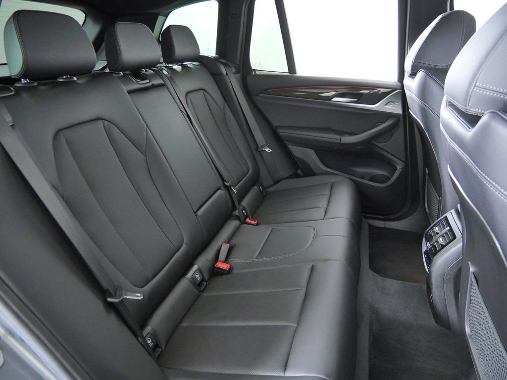 Thumbnail: 2023 BMW X3 - 32