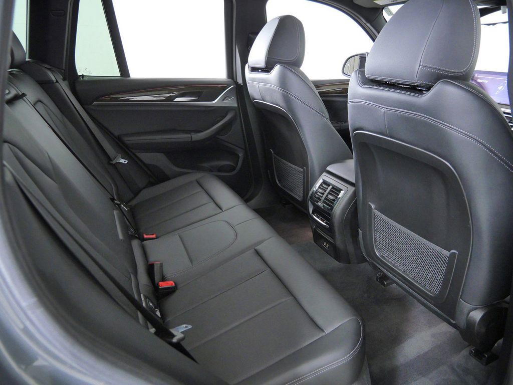 Thumbnail: 2023 BMW X3 - 11