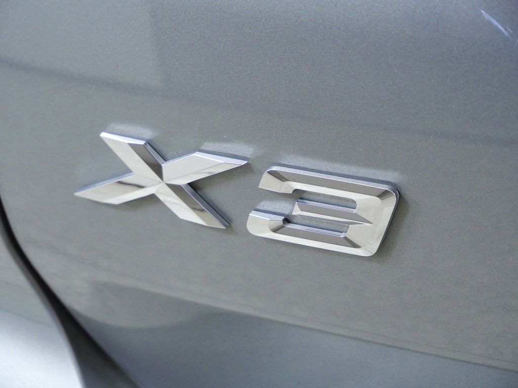 Thumbnail: 2023 BMW X3 - 24