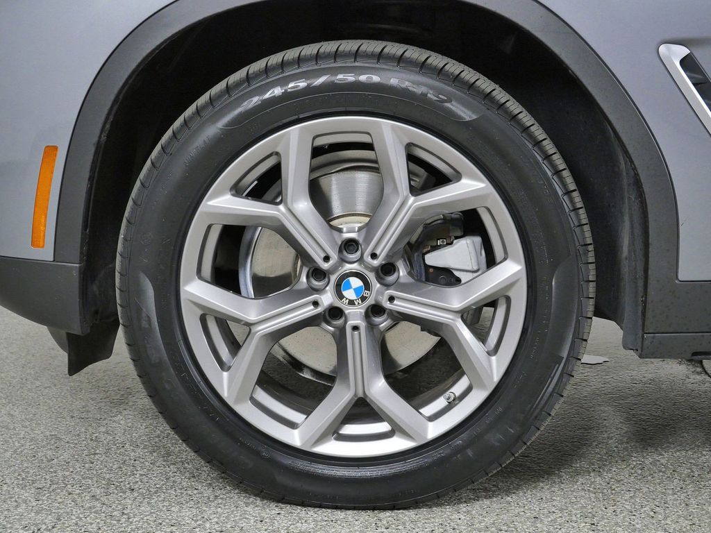 Thumbnail: 2023 BMW X3 - 26