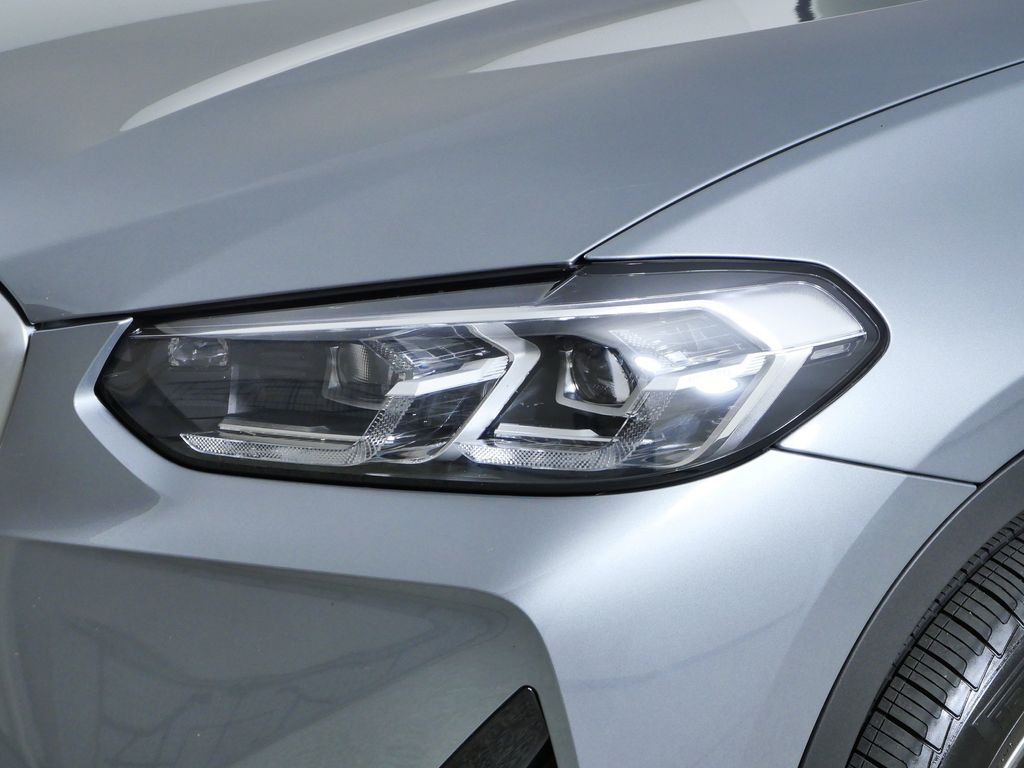 Thumbnail: 2024 BMW X3 - 18