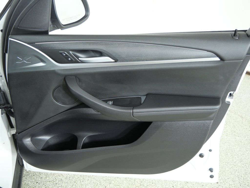 Thumbnail: 2024 BMW X3 - 28