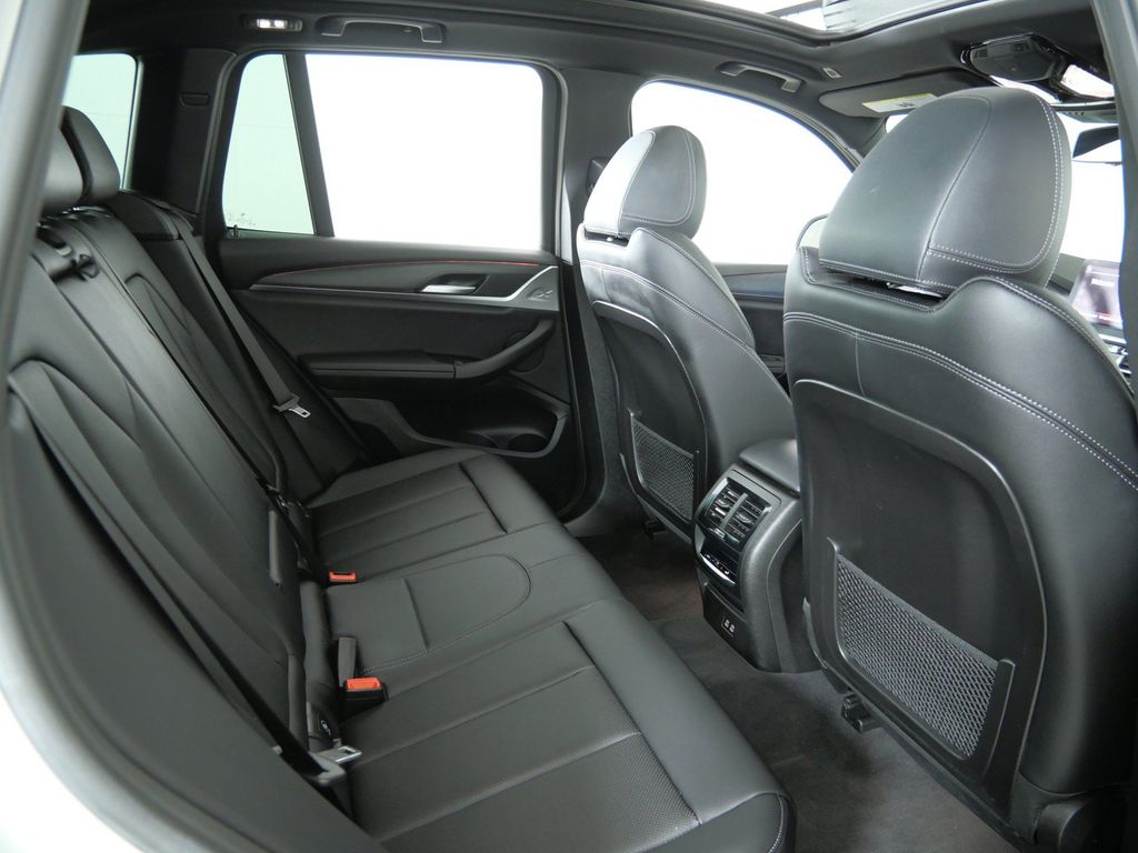 Thumbnail: 2024 BMW X3 - 11