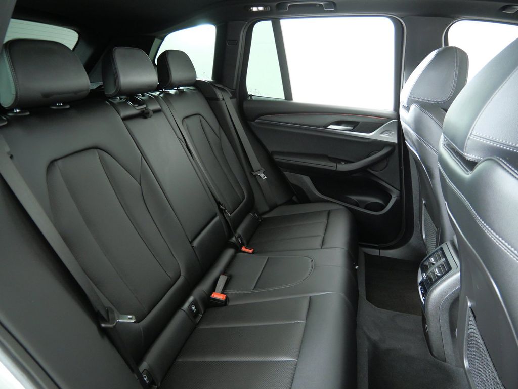 Thumbnail: 2024 BMW X3 - 32