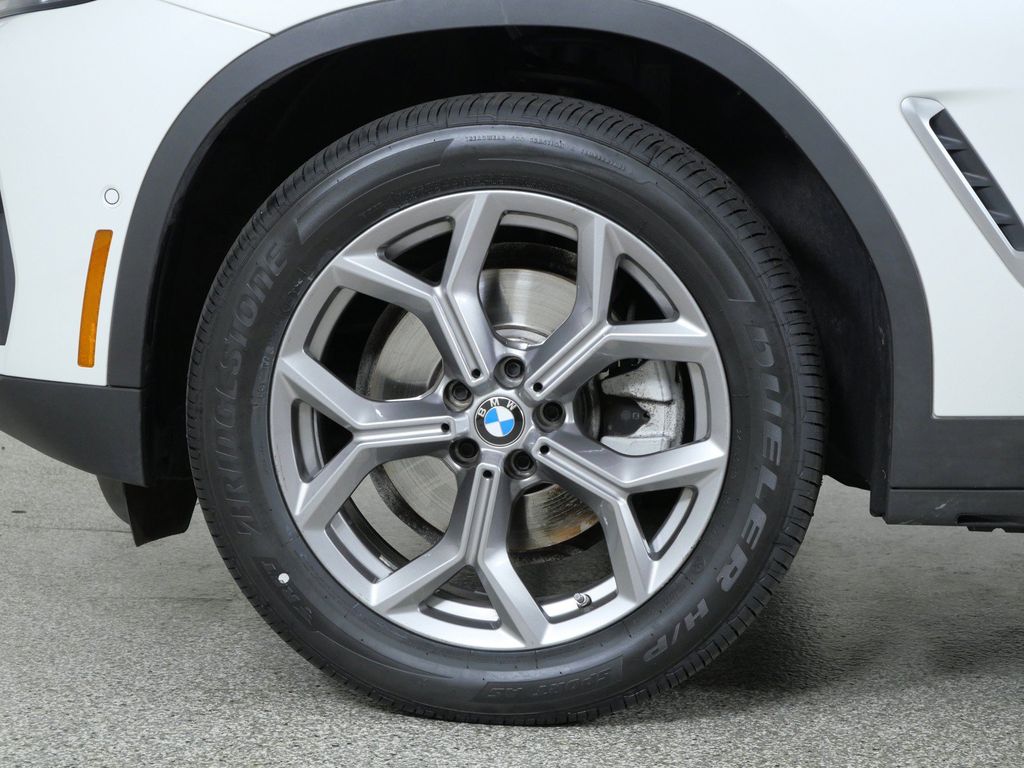 Thumbnail: 2024 BMW X3 - 26