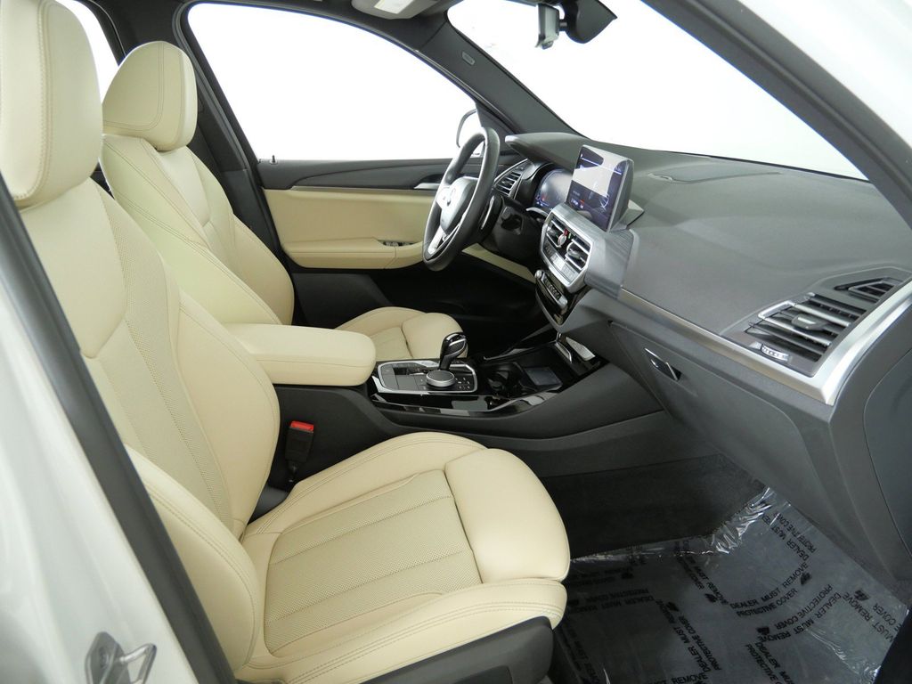 Thumbnail: 2023 BMW X3 - 9