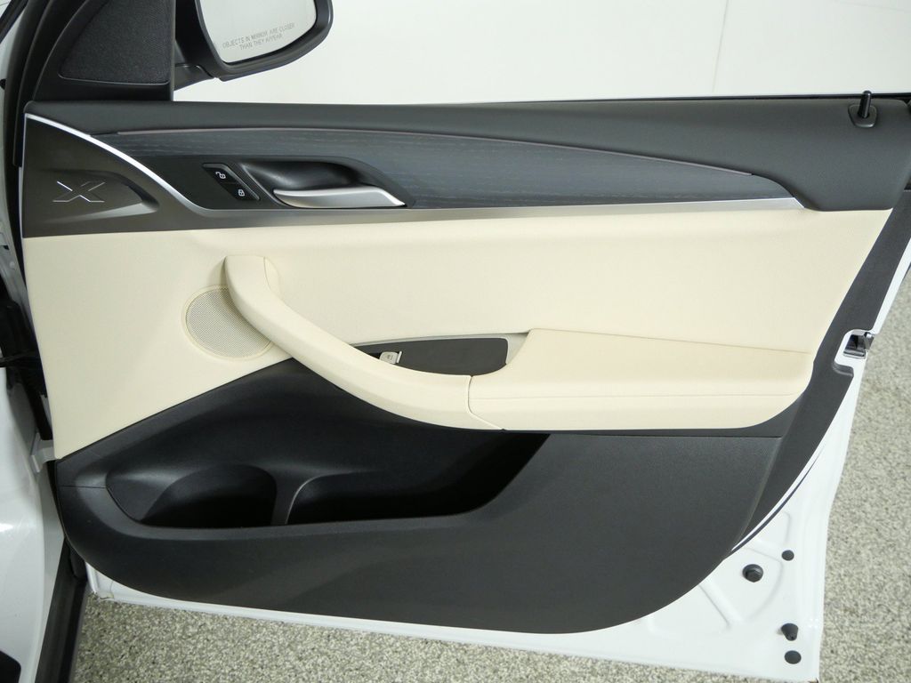 Thumbnail: 2023 BMW X3 - 28