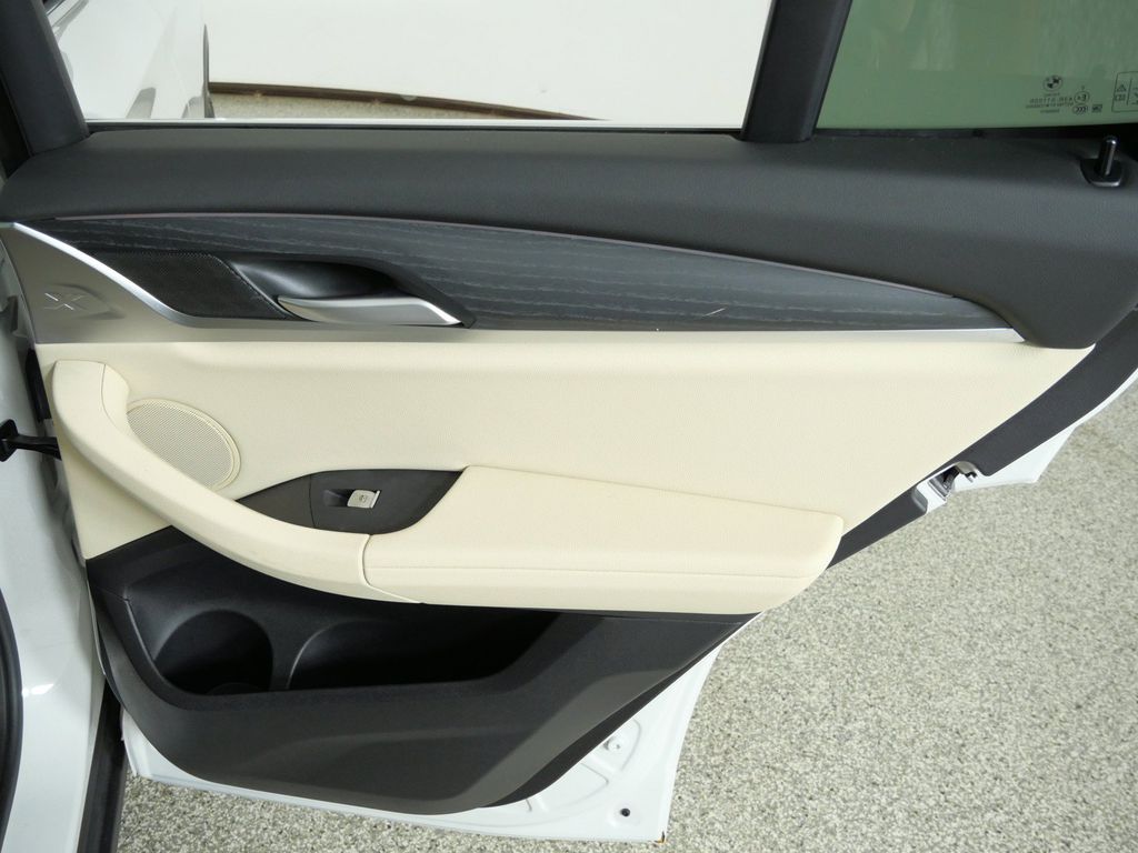 Thumbnail: 2023 BMW X3 - 31