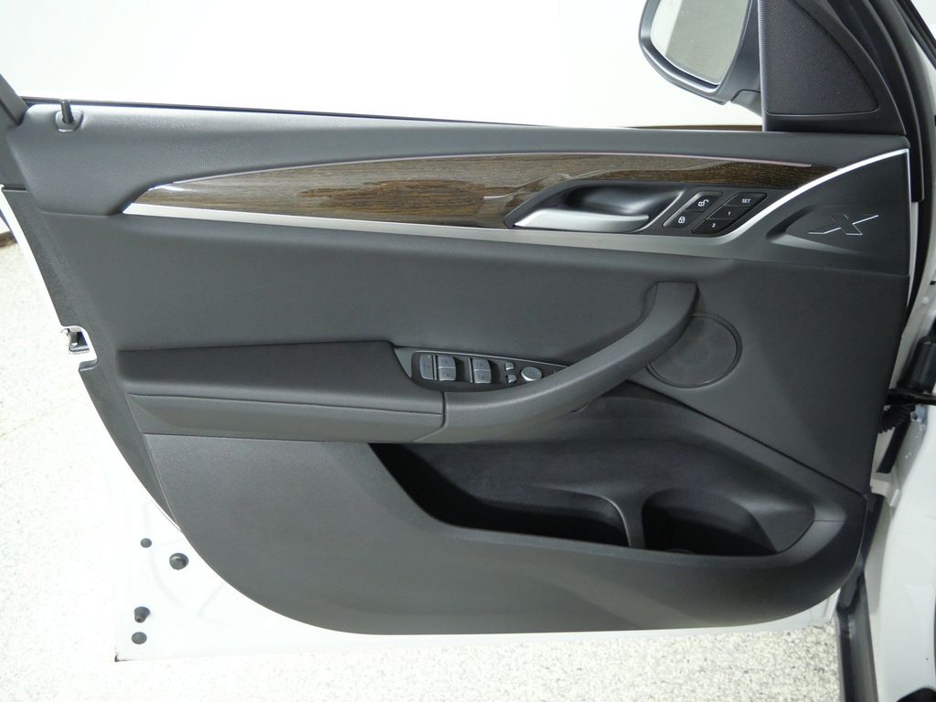 Thumbnail: 2024 BMW X3 - 39