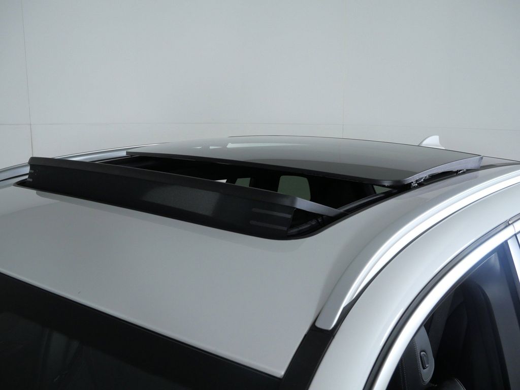 Thumbnail: 2024 BMW X3 - 28