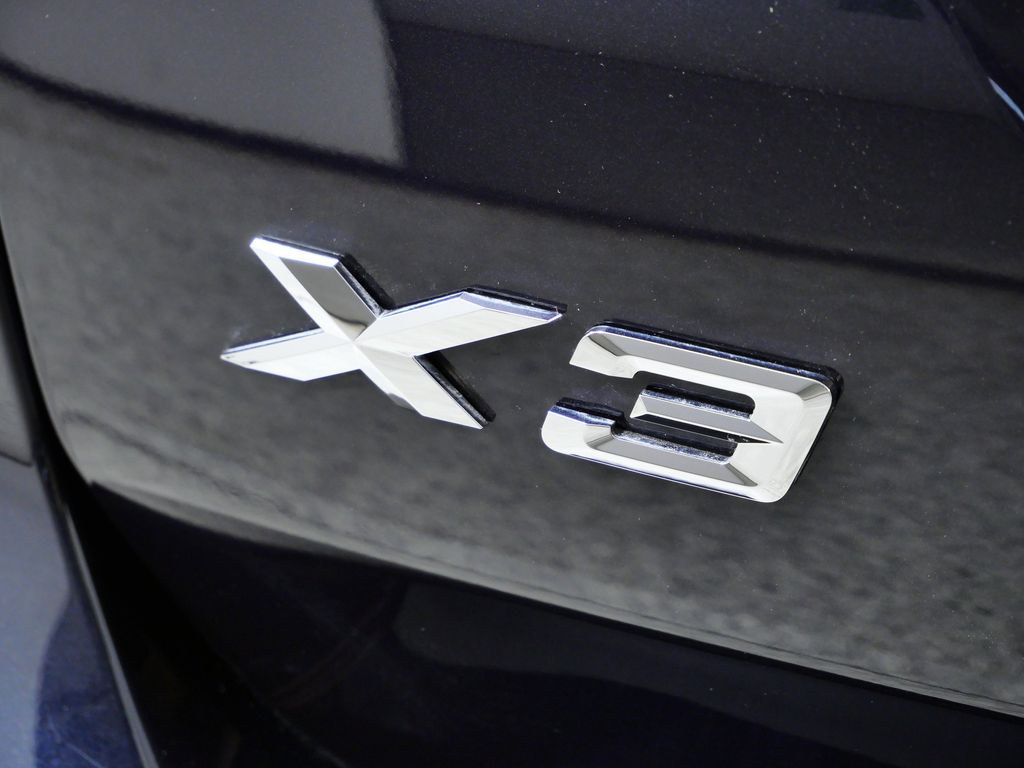 Thumbnail: 2023 BMW X3 - 22