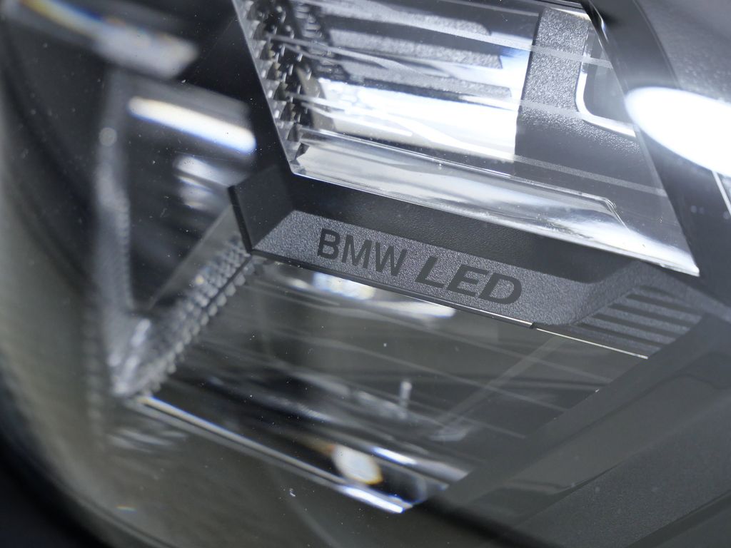 Thumbnail: 2023 BMW X3 - 13